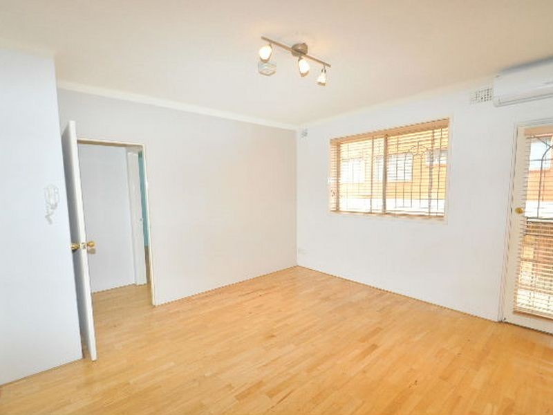 4/5-9 St Albans Street, Kingsgrove NSW 2208