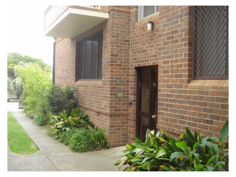 1/13 Loftus Street, Ashfield NSW 2131