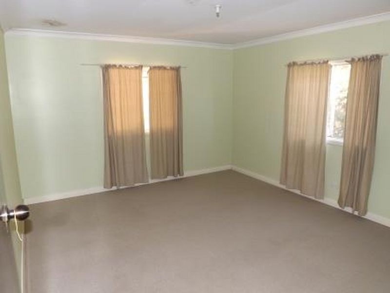 20 Hopetoun Ave, Northam WA 6401