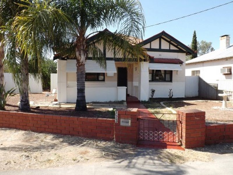 123 Duke Street, Northam WA 6401