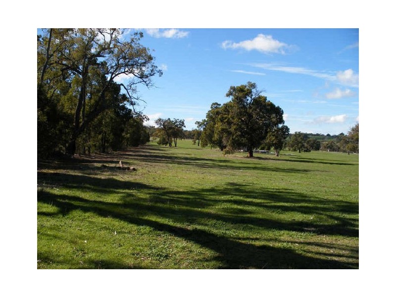 338 Cook Road, Bakers Hill WA 6562