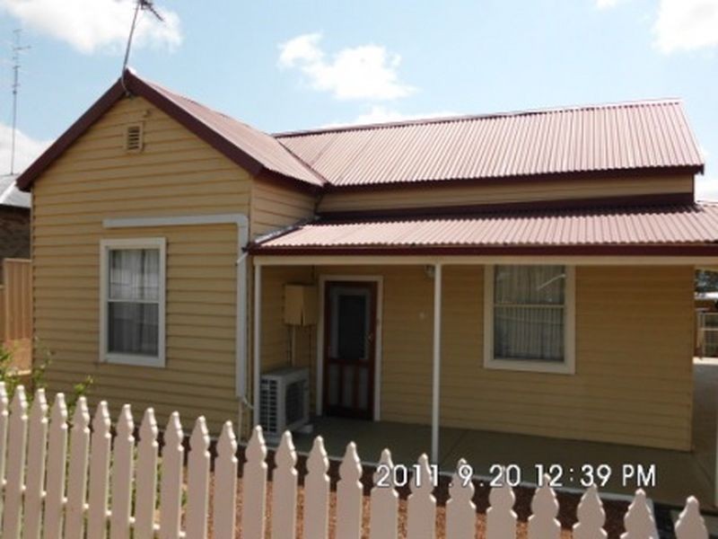 8a Rockett Street, Northam WA 6401