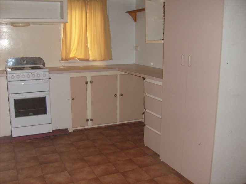 15 Mitchell Street, Kellerberrin WA 6410