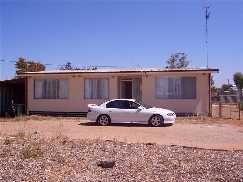 29 Vanzetti Street, Meckering WA 6405