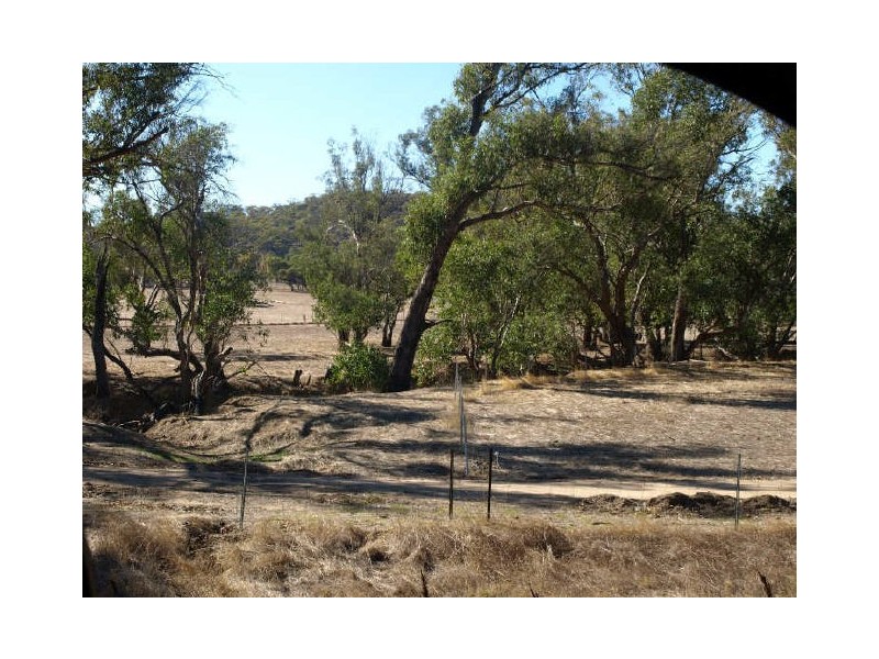 129 Spencers Brook Road, Clackline WA 6564