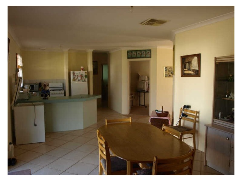 117 Gooch Road, Clackline WA 6564