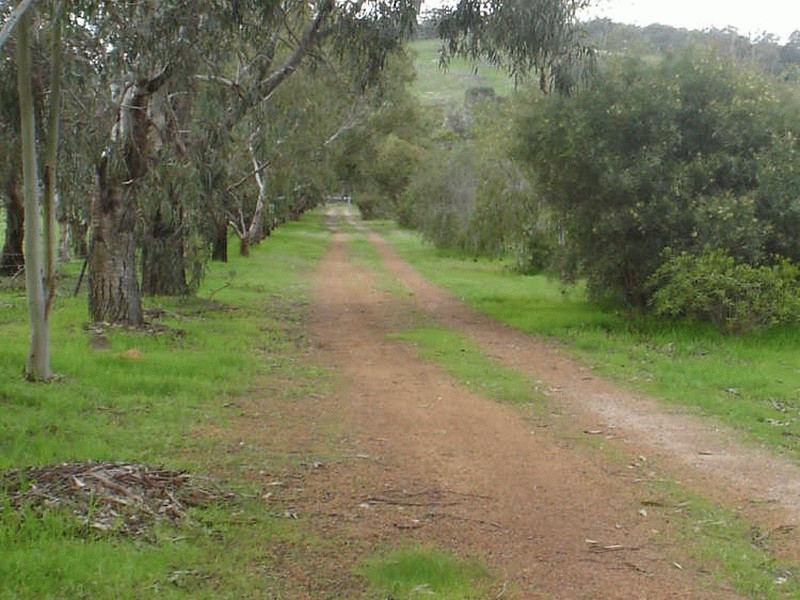 117 Gooch Road, Clackline WA 6564