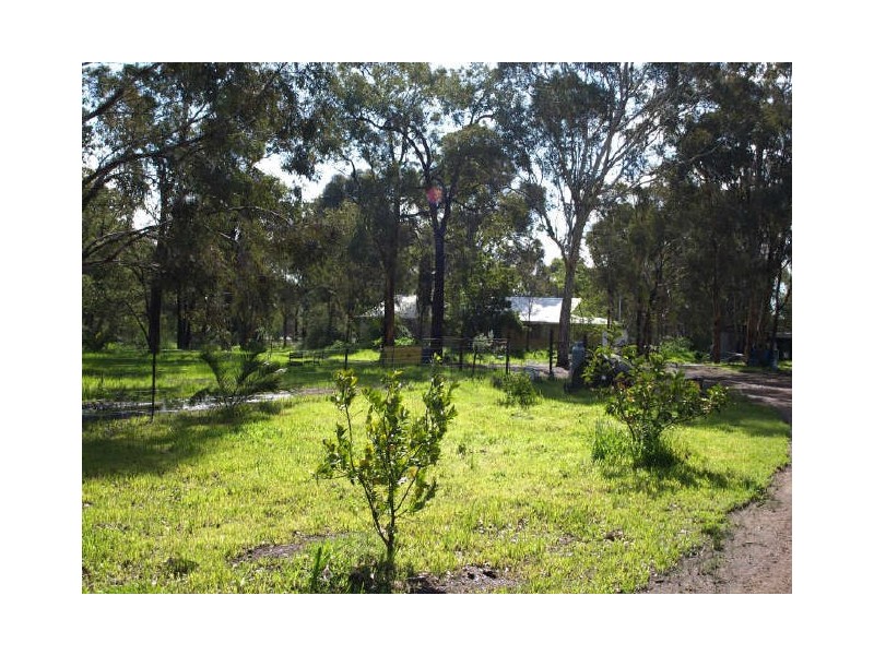 386 Refractory Road, Bakers Hill WA 6562