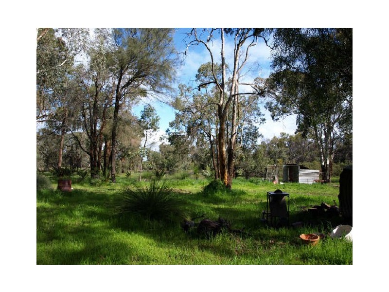 386 Refractory Road, Bakers Hill WA 6562