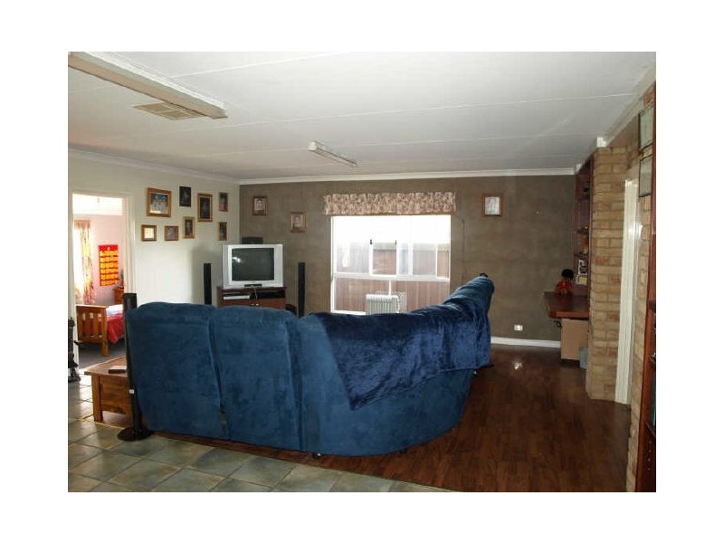 152 Koojedda Road, Bakers Hill WA 6562