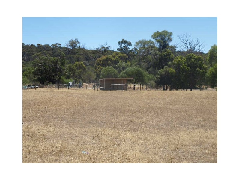 54 Moondyne Road, Clackline WA 6564