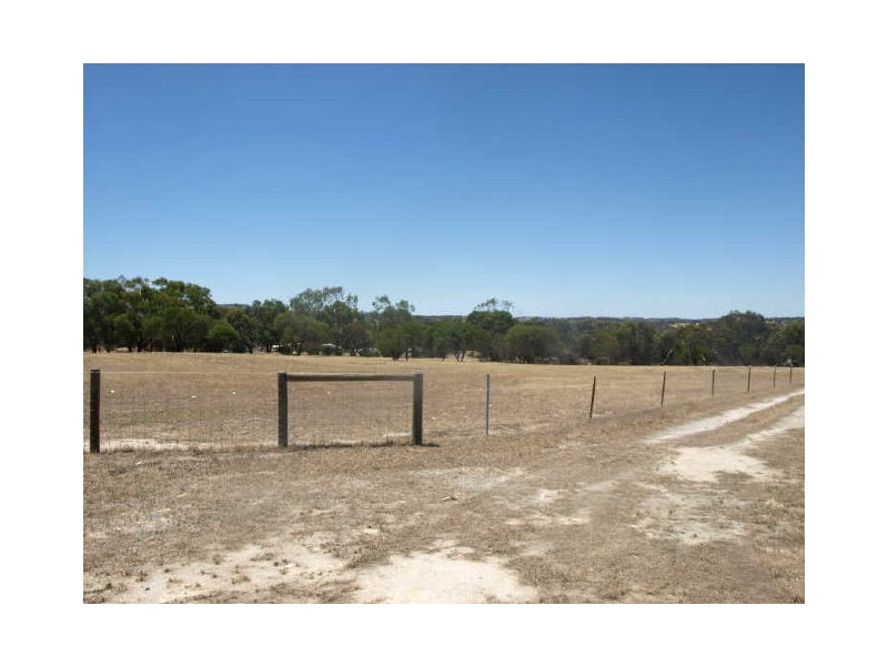 54 Moondyne Road, Clackline WA 6564