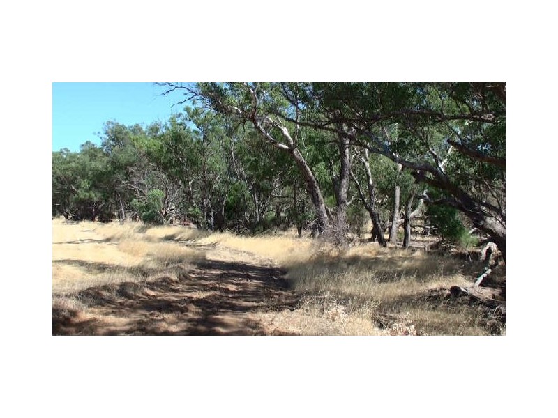 106 Spencers Brook Road, Clackline WA 6564