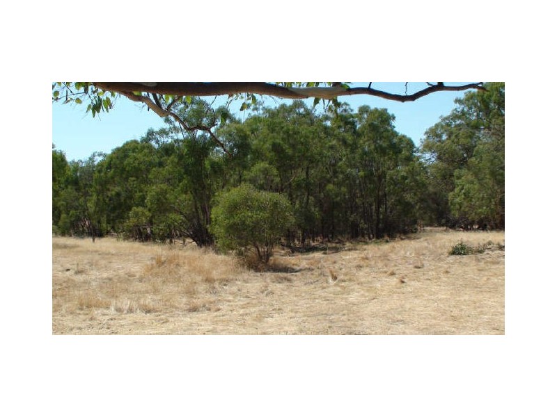 106 Spencers Brook Road, Clackline WA 6564