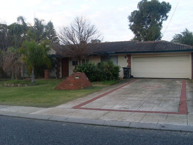 70 Juniper Way, Forrestfield WA 6058