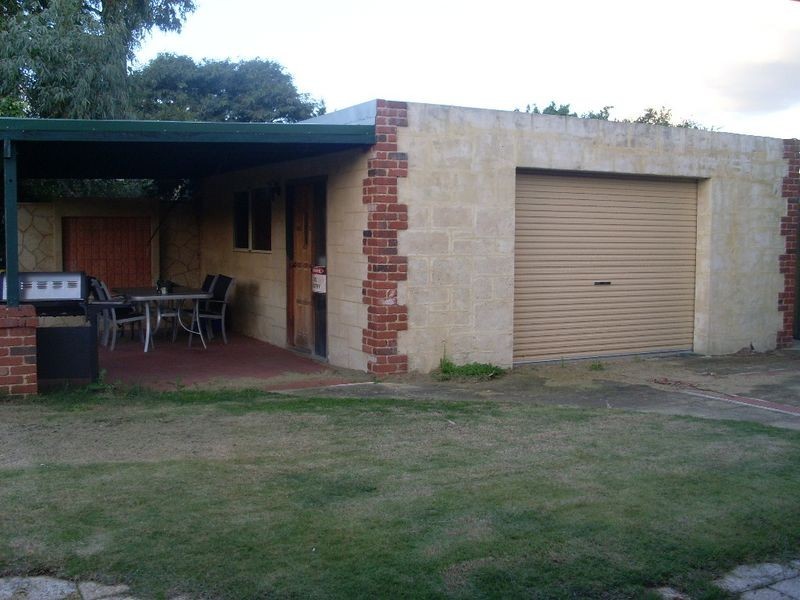 70 Juniper Way, Forrestfield WA 6058