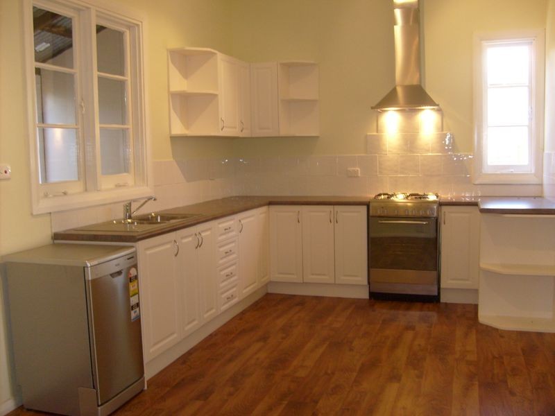 24 Hampton Street, Northam WA 6401