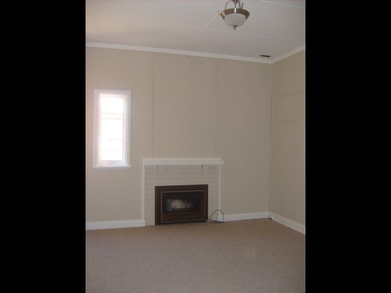 24 Hampton Street, Northam WA 6401