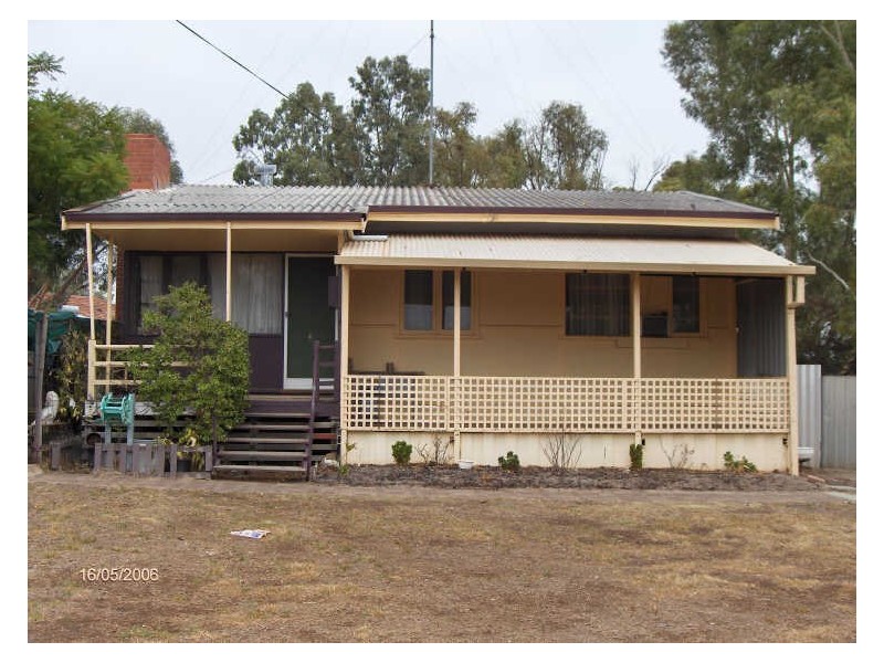 85 Newcastle Street, Northam WA 6401