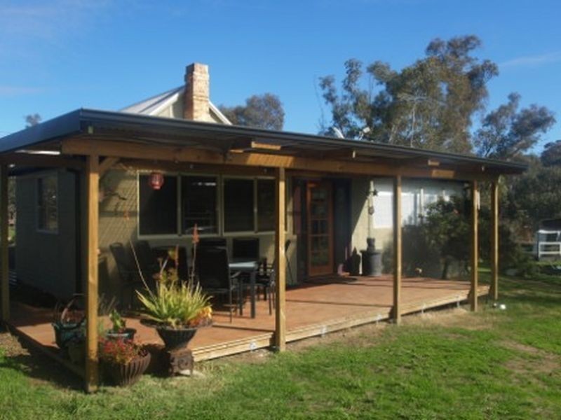32 Refractory Road, Clackline WA 6564