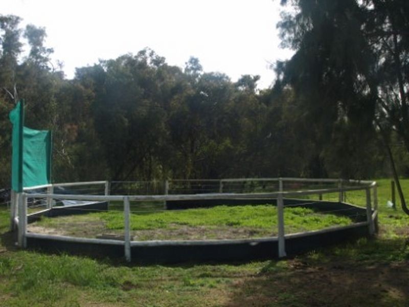 32 Refractory Road, Clackline WA 6564