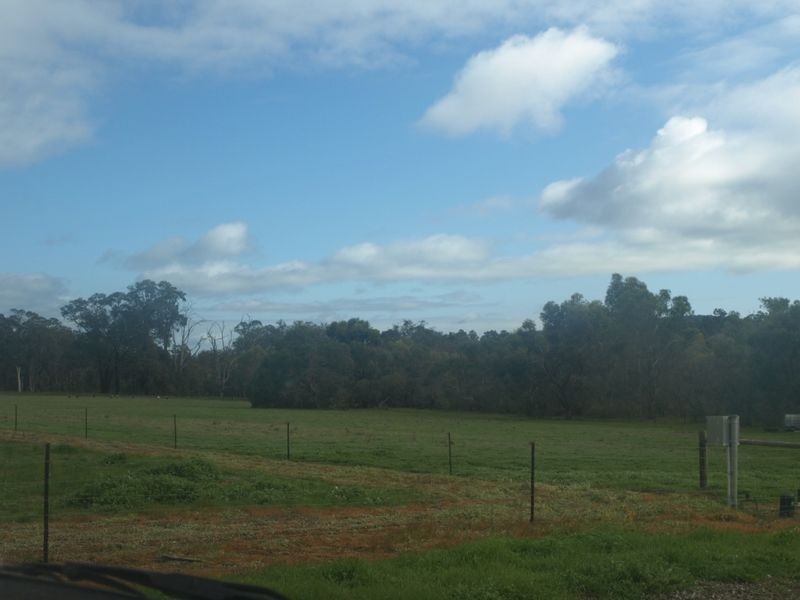 334 Glenmore Drive, Bakers Hill WA 6562