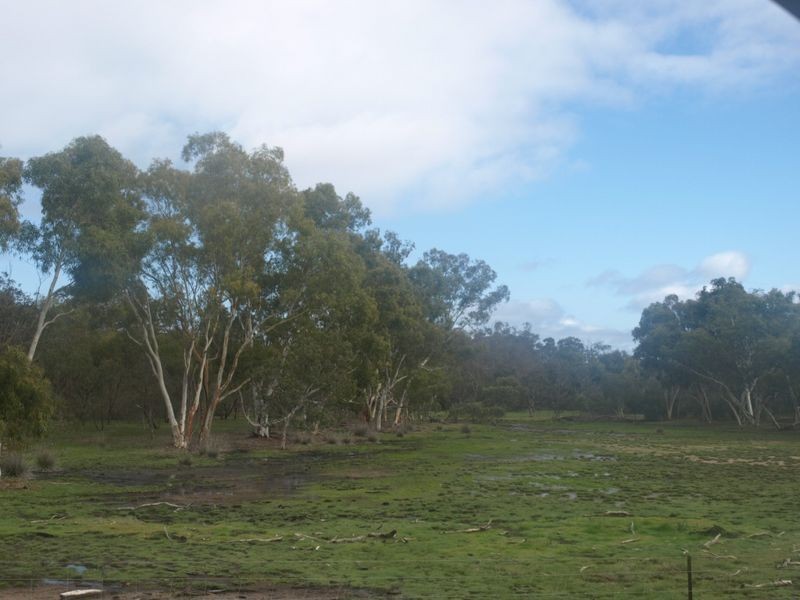 334 Glenmore Drive, Bakers Hill WA 6562