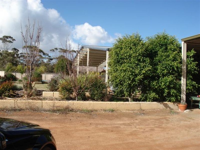 5/1292 Kondinin Hyden Road, Hyden WA 6359