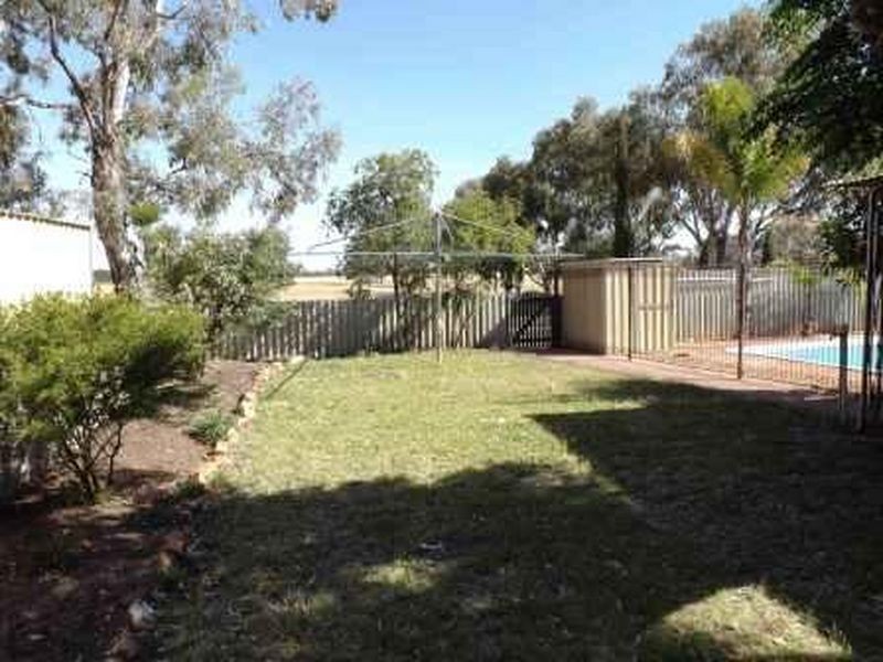 409 Northam-York Road, Jennacubbine WA 6401