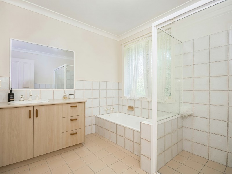 49 Beaumont Drive, East Lismore NSW 2480
