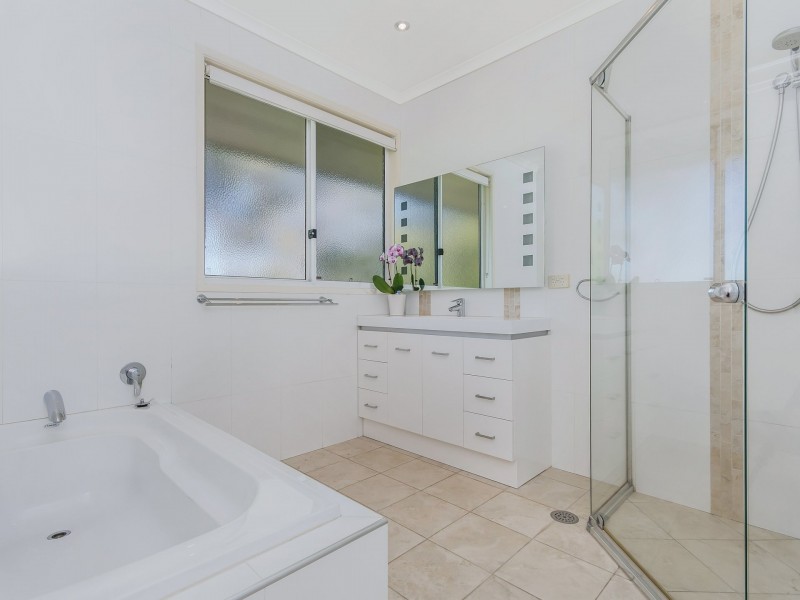 11 Selena Avenue, Lismore Heights NSW 2480
