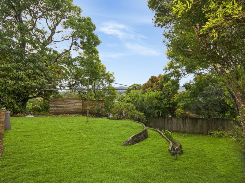 18 Esmonde Street, Girards Hill NSW 2480