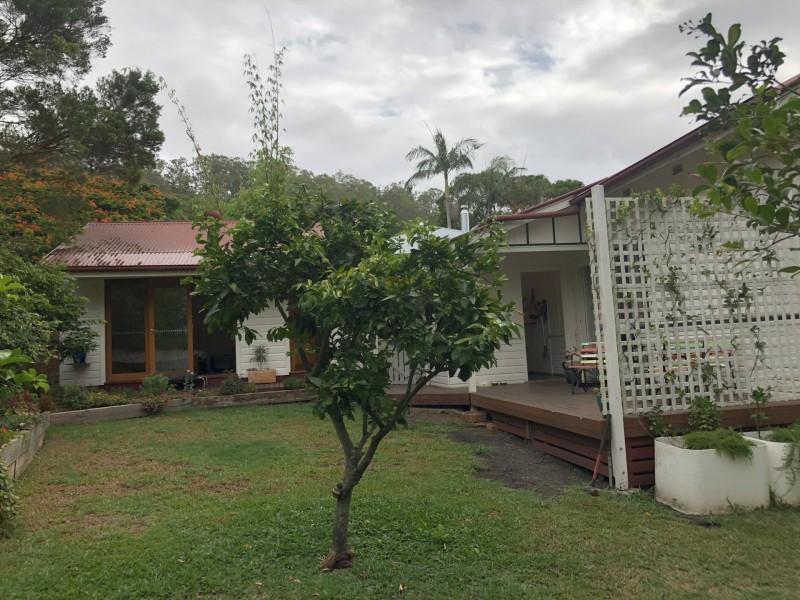 12 Allen Street, Girards Hill NSW 2480