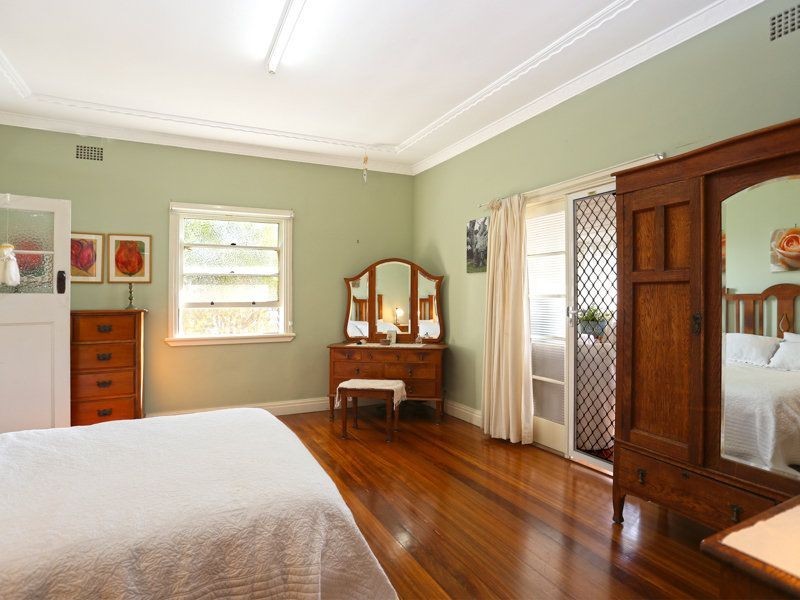 13 Esyth  Street, Girards Hill NSW 2480