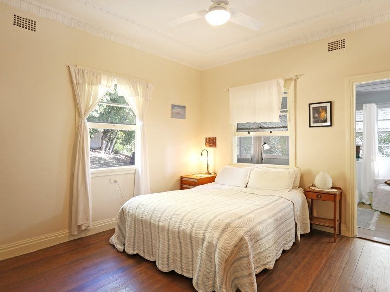 13 Esyth  Street, Girards Hill NSW 2480