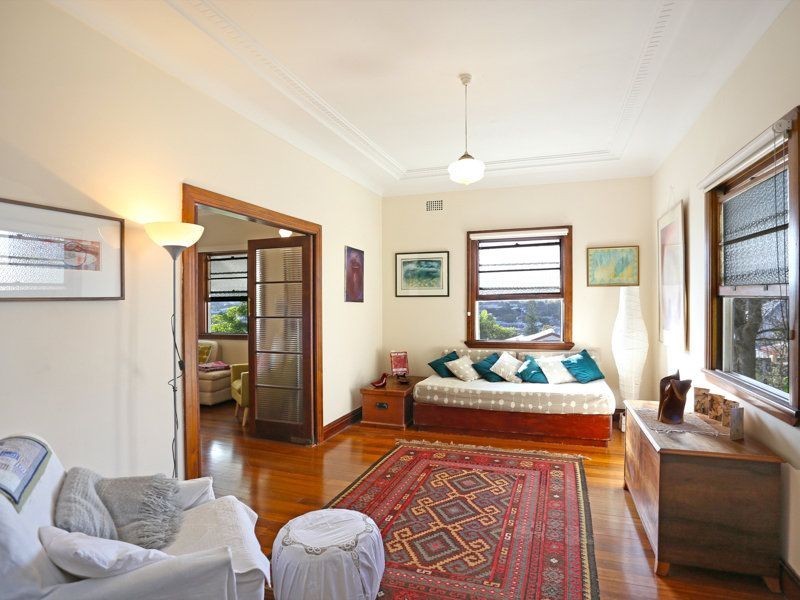 13 Esyth  Street, Girards Hill NSW 2480