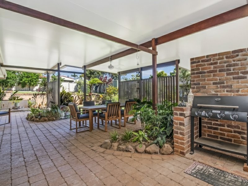 18 Hillcrest Avenue, Goonellabah NSW 2480