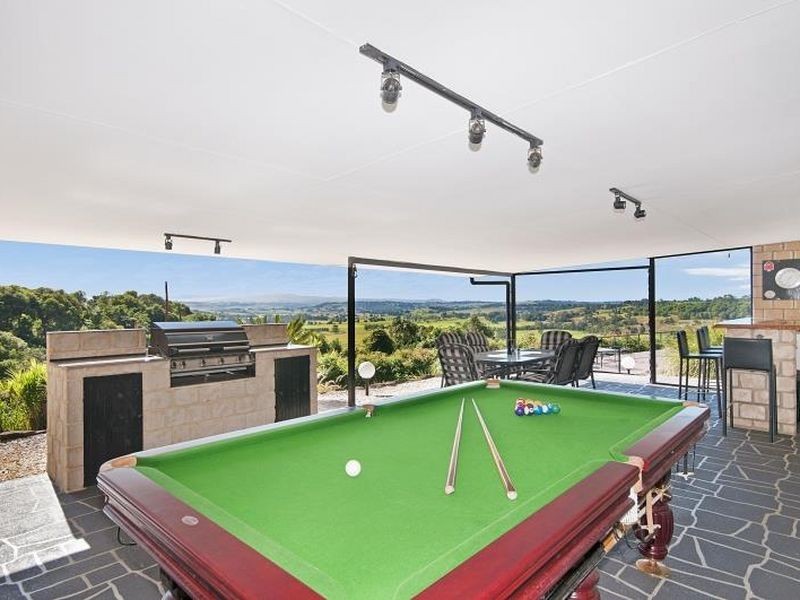 52 Whispering Valley Drive, Richmond Hill NSW 2480