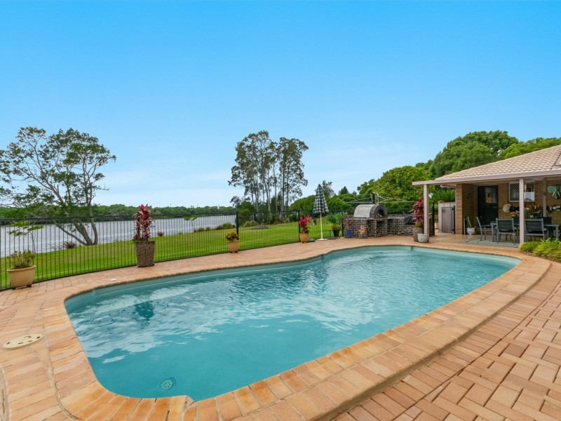 2 Fletts Lane, Swan Bay NSW 2471