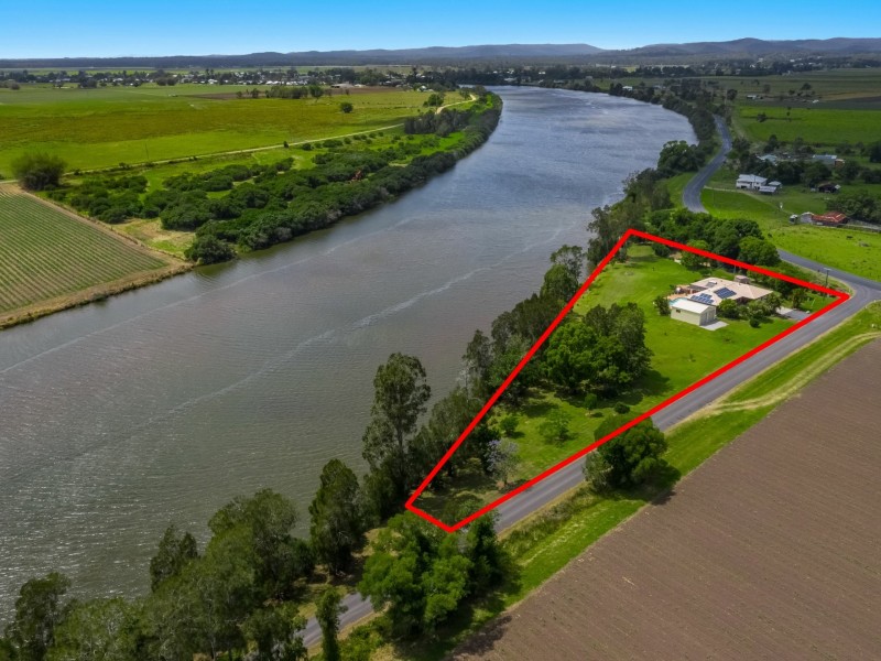 2 Fletts Lane, Swan Bay NSW 2471