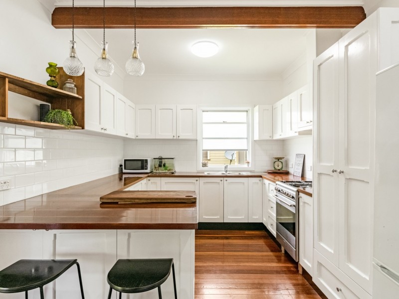 22 Barnes Avenue, South Lismore NSW 2480