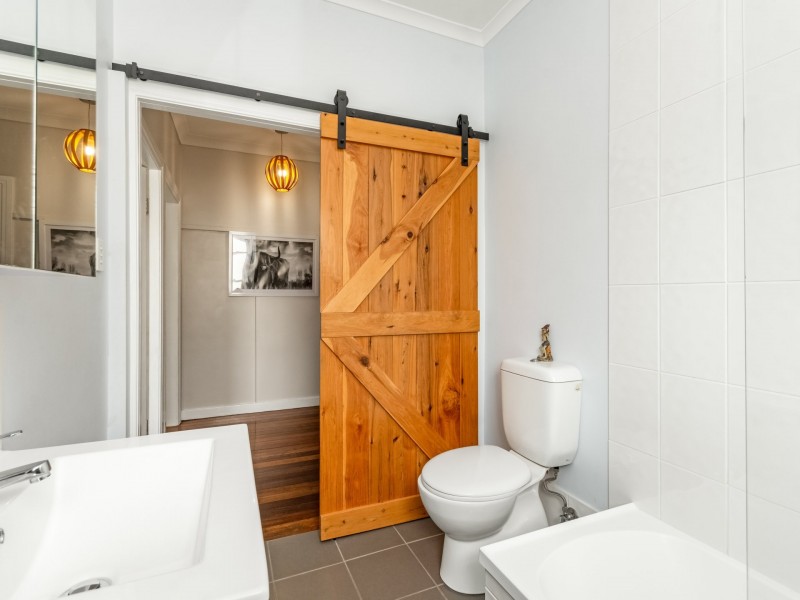 22 Barnes Avenue, South Lismore NSW 2480