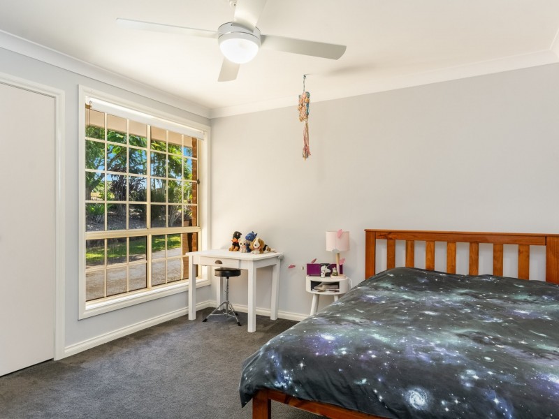 15 Whispering Valley Drive, Richmond Hill NSW 2480