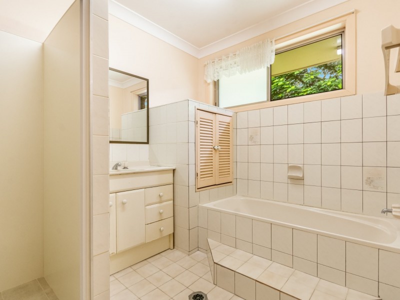 44 Beaumont Drive, East Lismore NSW 2480