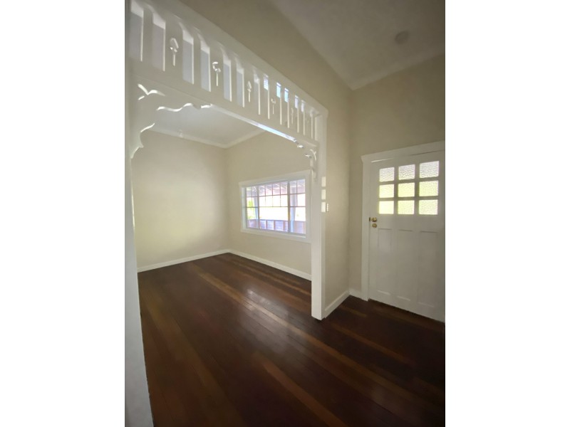 28 Showview Street, Girards Hill NSW 2480