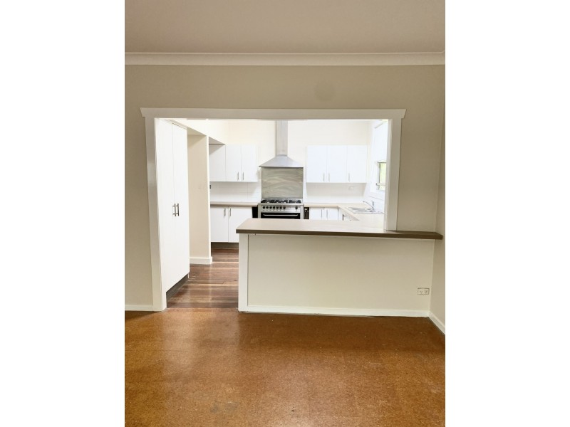 28 Showview Street, Girards Hill NSW 2480