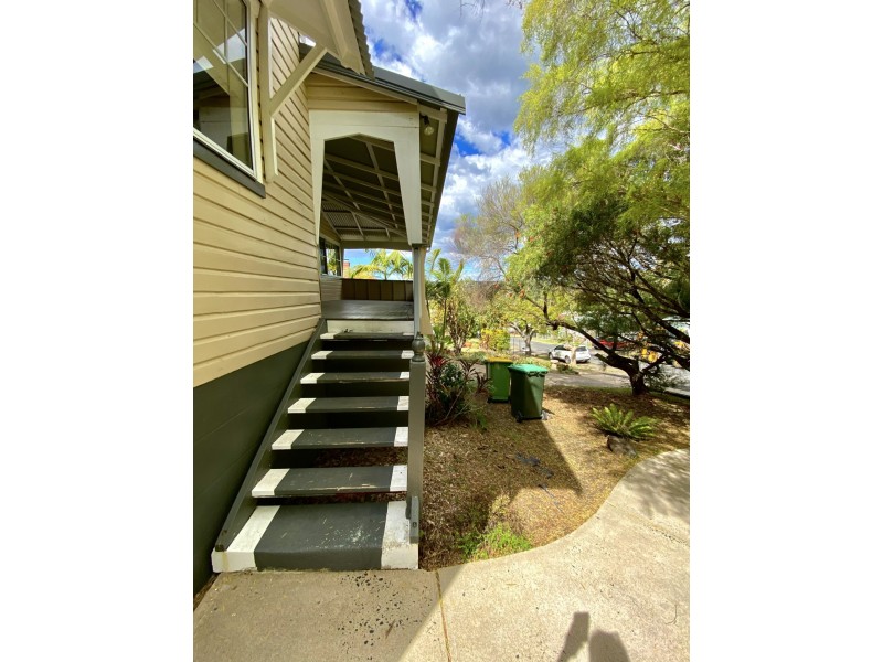 28 Showview Street, Girards Hill NSW 2480