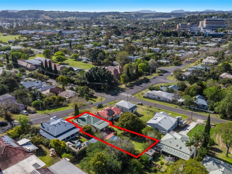 98 Dibbs Street, Lismore NSW 2480