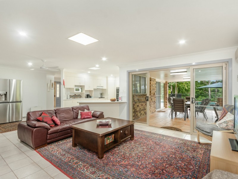 9 Whispering Valley Drive, Richmond Hill NSW 2480