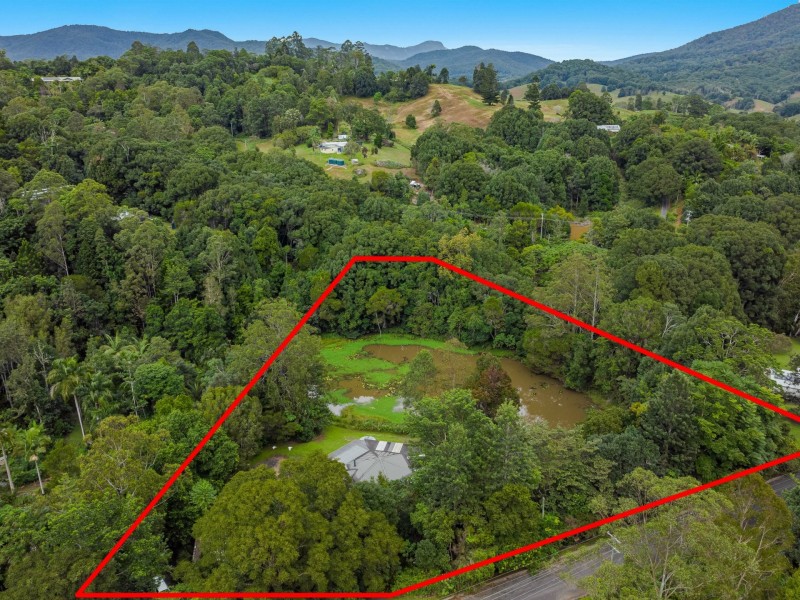 92 Braeside Drive, Uki NSW 2484